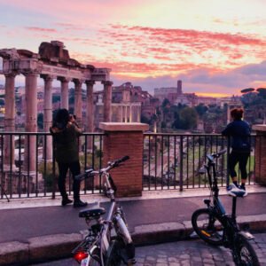 Rome by Night: E-Bike Tour with Food Tasting
